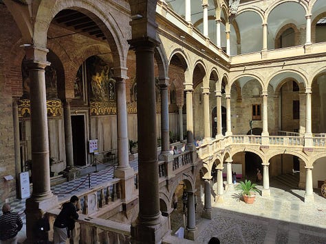 Inside and gardens of the Palazzo dei Normanni