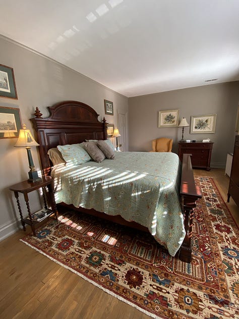 stained glass, breakfast quiche, comfy chairs, quaint bedrooms, nice seating area