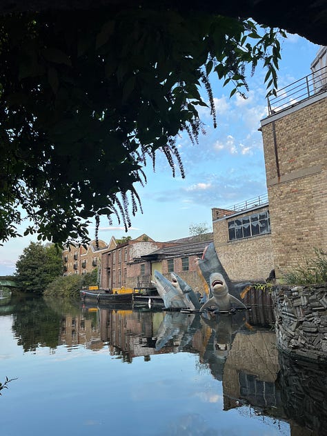 Along the Regent's Canal, streets and buildings of Shoreditch