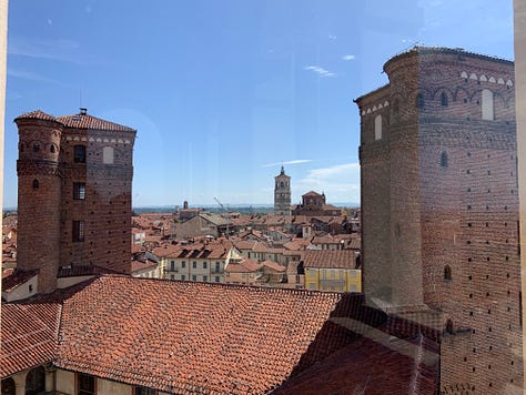 Main entrance, court, secure, throne aula, view from the tour, patrol walk of the castle of Fossano