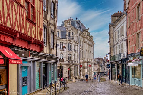 A view of the old city of Auxerre