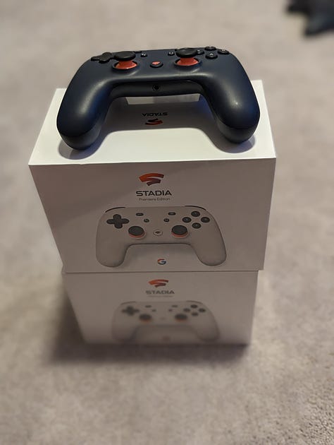 3 Stadia controllers