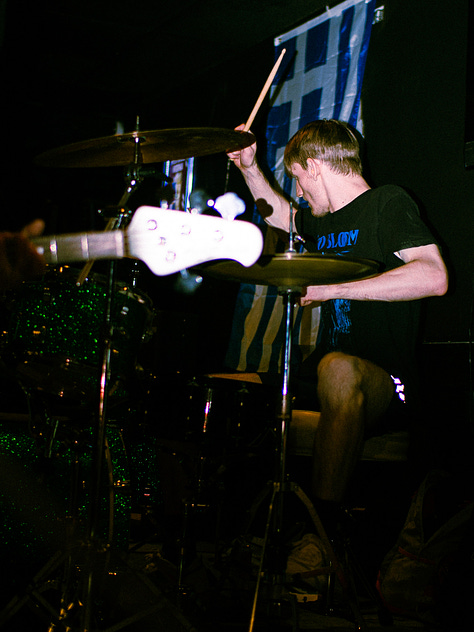 Declaw performing at Coco's Clubhouse