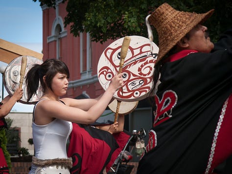 Dancers and drummers