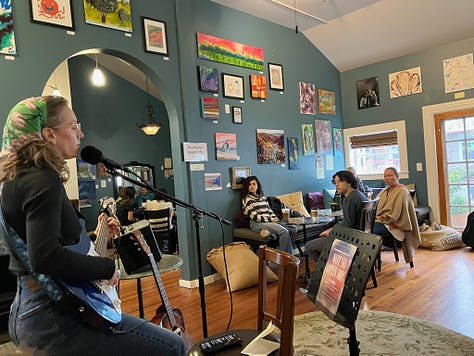 Coffee shop audience