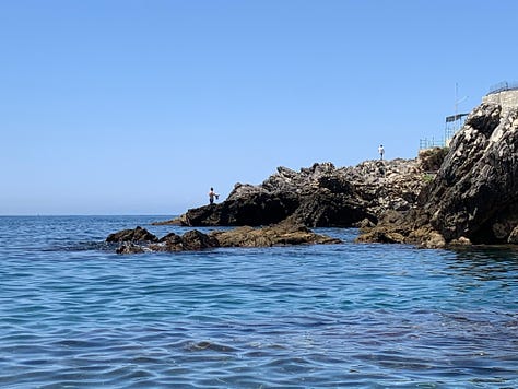 Confronting Two Beaches. The Ligurian Sea offers a diverse range of coasts and attractions. In this post, I will highlight two towns located just a few kilometers apart to showcase this variety.