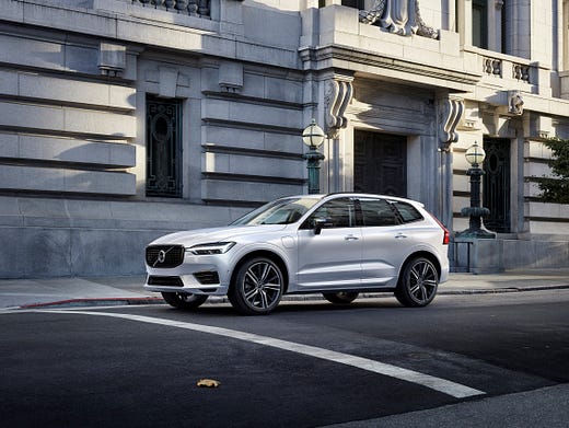 Volvo crossover 2021 cheap