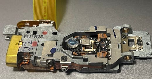 A Minidisc Optical Sled (Y090A) - by Nava Whiteford