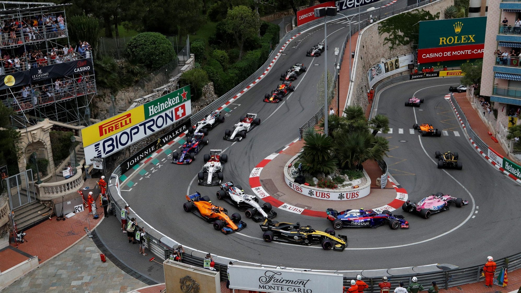 https://www.formula1.com/content/dam/fom-website/sutton/2018/Monaco/Sunday/dcd1827my334.jpg.transform/9col/image.jpg