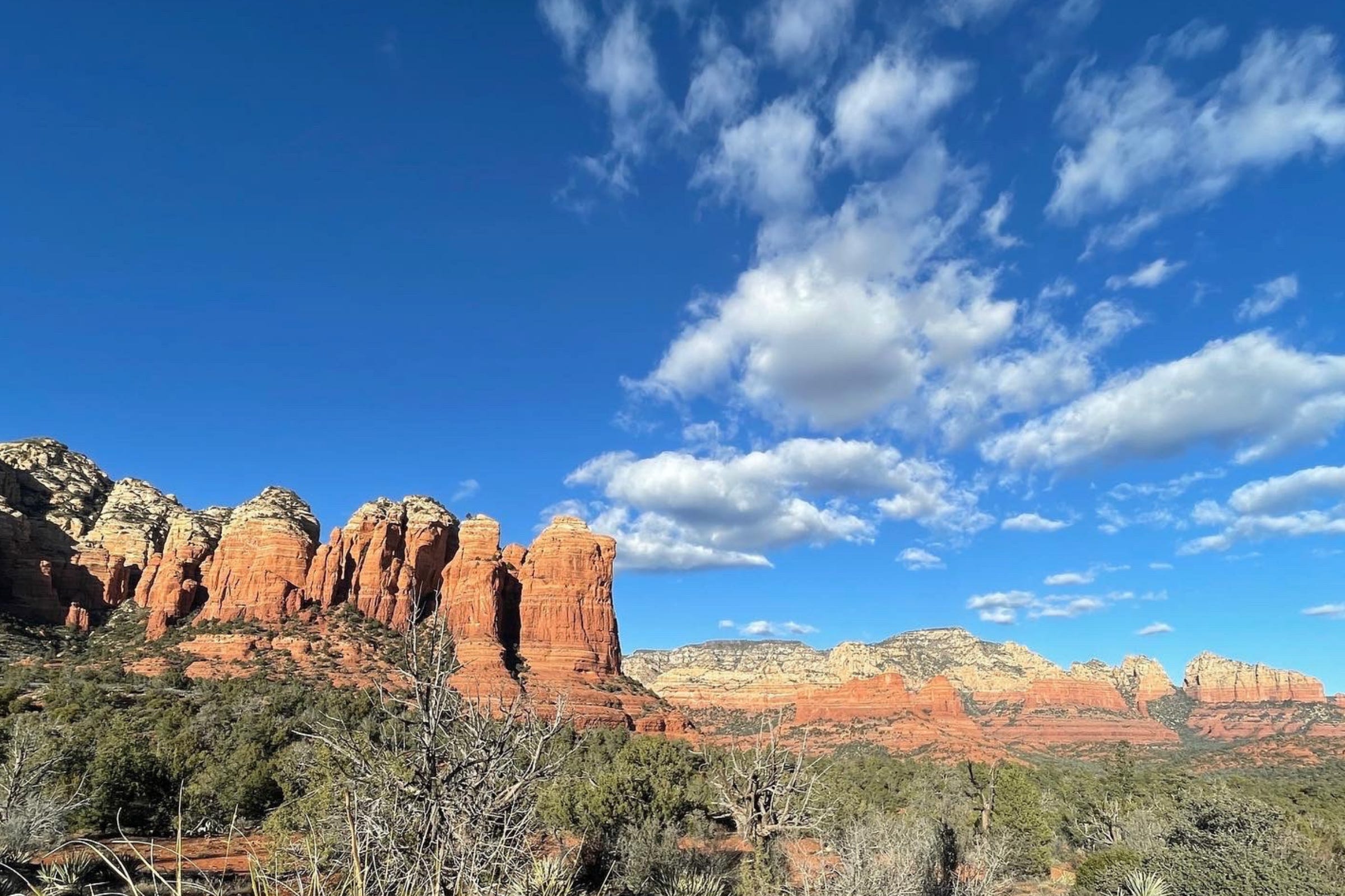 Peaceful view of sky and red rocks in Sedona Arizona