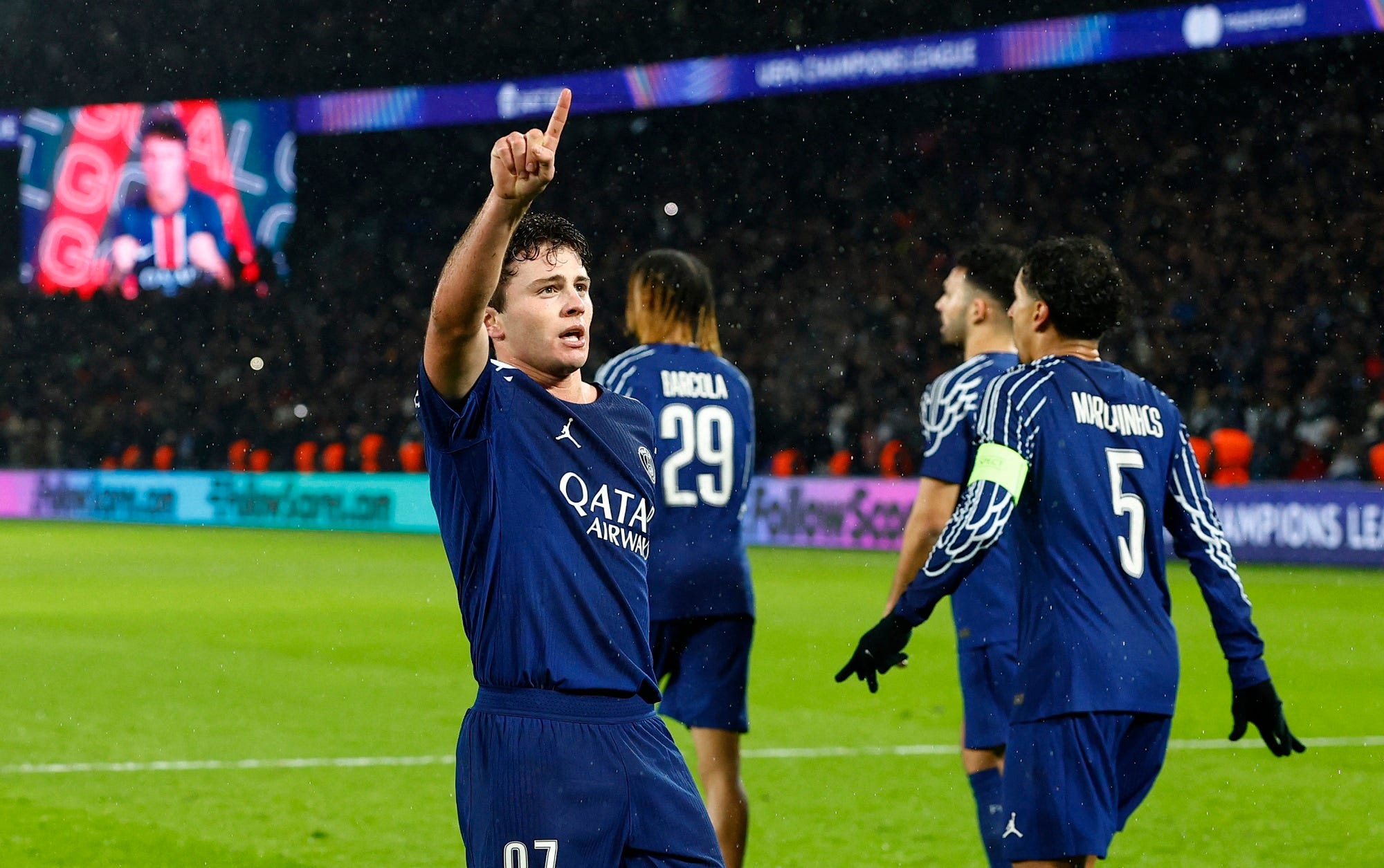 VIDEO) Golazo de Joao Neves para la remontada del PSG contra el Manchester  City en Champions League | beIN SPORTS