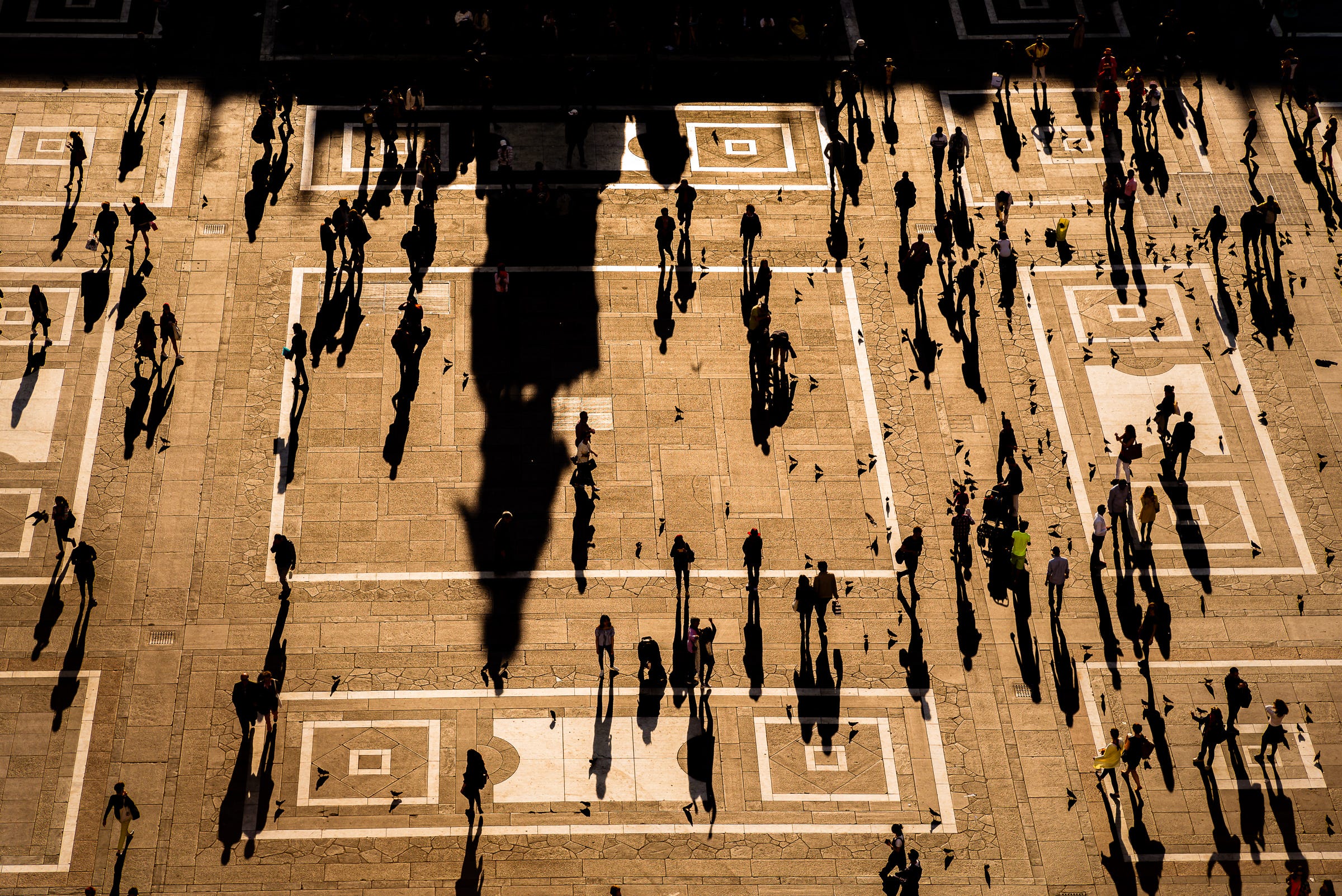 View of the Piazza del Duomo from the roof of Milan Cathedral. 1/500, f/8, ISO 200, 50mm