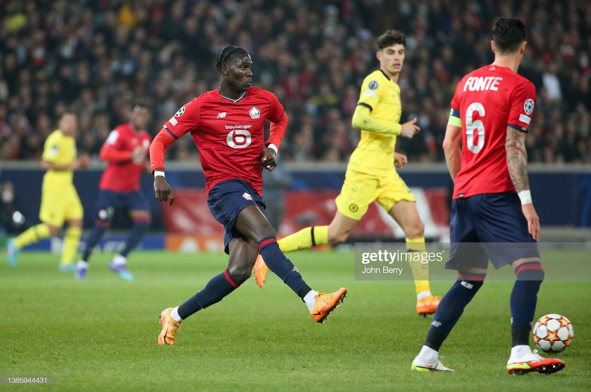 Lille OSC v Chelsea FC: Round Of Sixteen Leg Two - UEFA Champions League