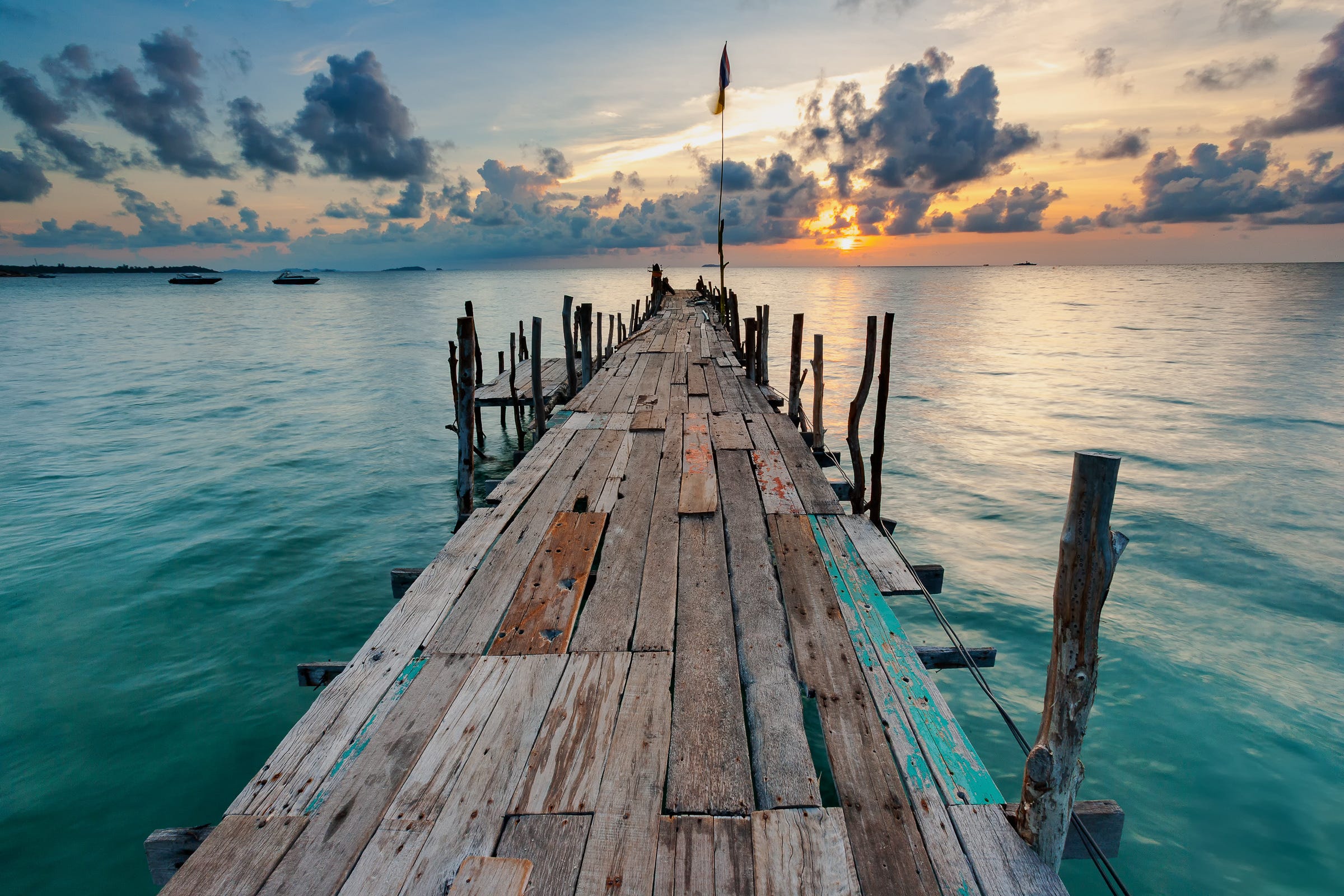 AI — a dream come true? (for the record, this photo of a pier in Koh Samet, Thailand, is authentic, not AI)