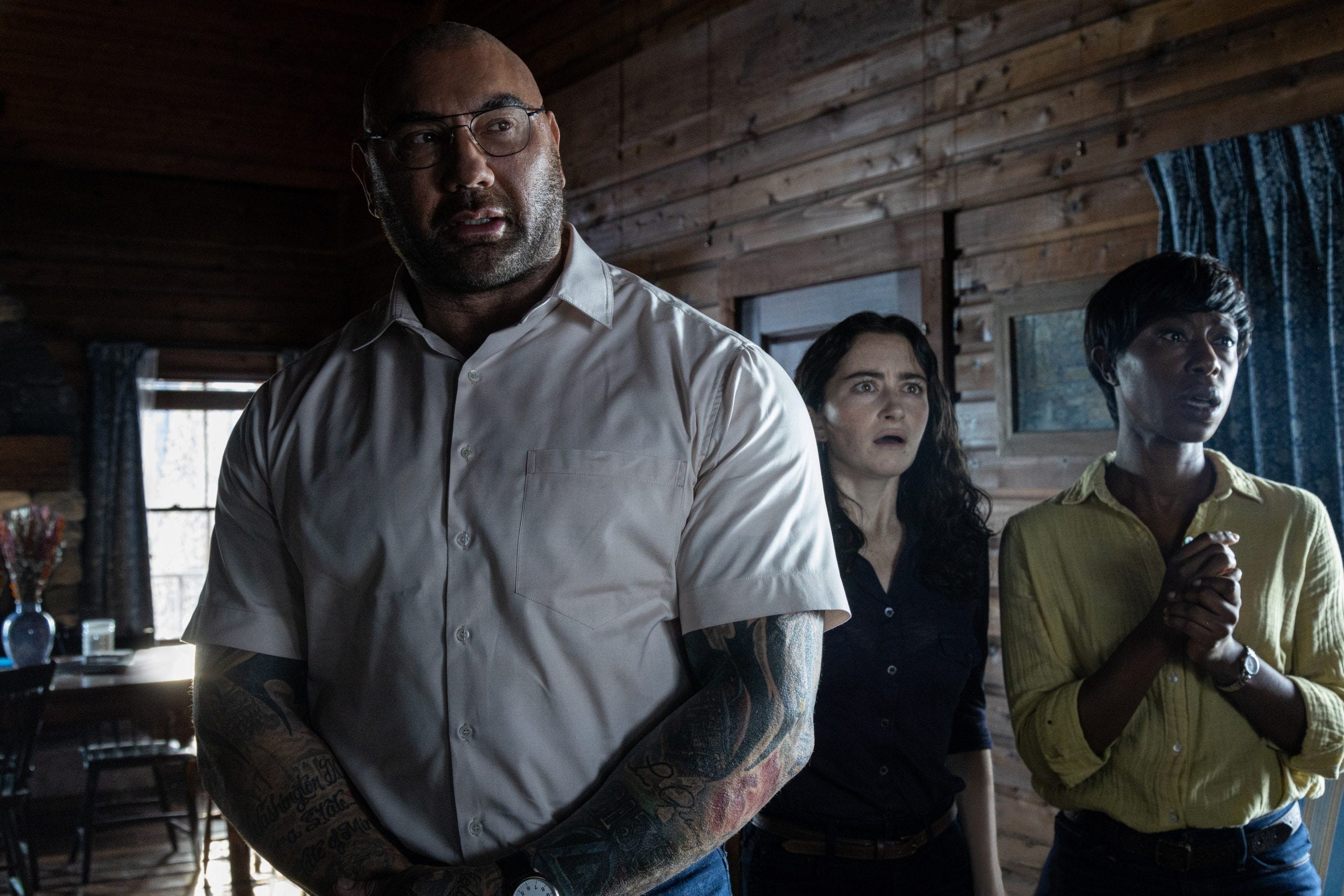 Knock at the Cabin' - Trailer for M. Night Shyamalan's New Horror!