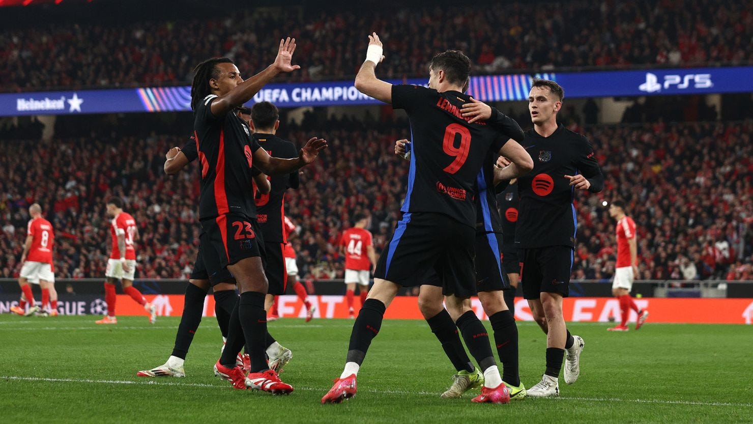 Champions League: Barcelona produces astonishing, if controversial,  comeback to down Benfica in nine-goal thriller | CNN