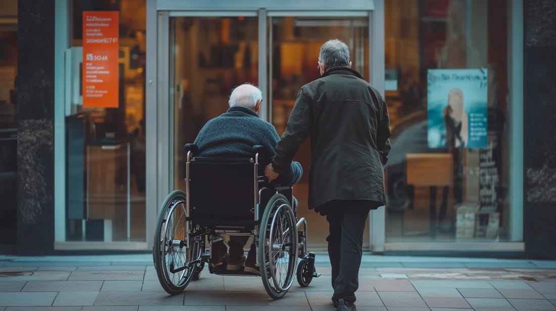 Cuidador ayuda a anciano a entrar al banco