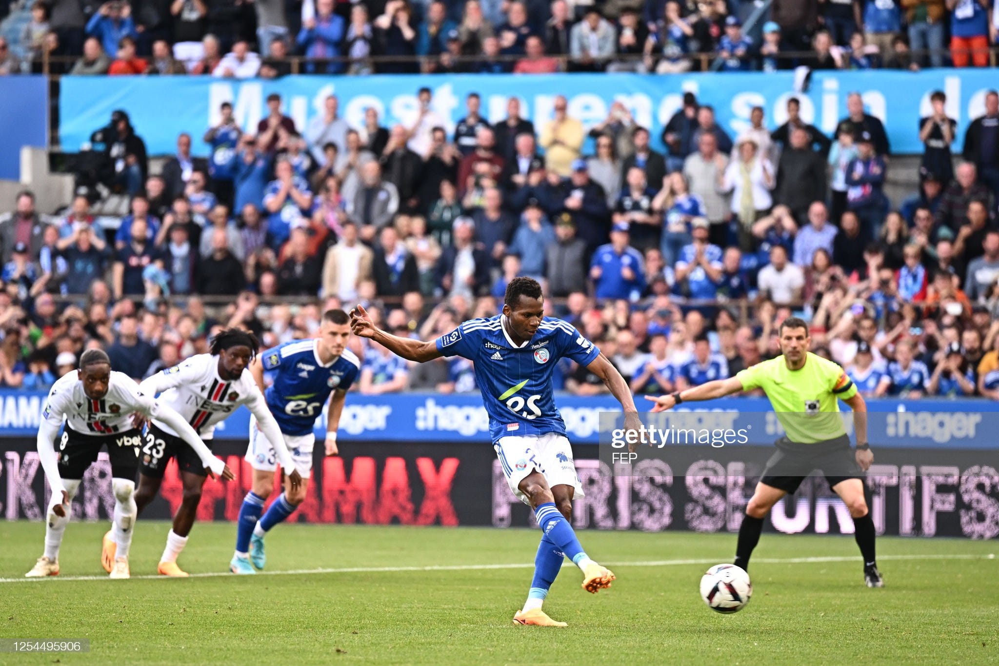 Racing Club de Strasbourg Alsace v OGC Nice - Ligue 1 Uber Eats
