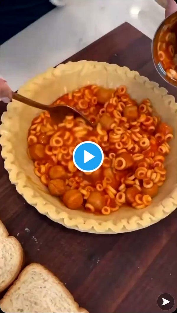 I made that viral Spaghettio pie that everyone is crapping themselves over