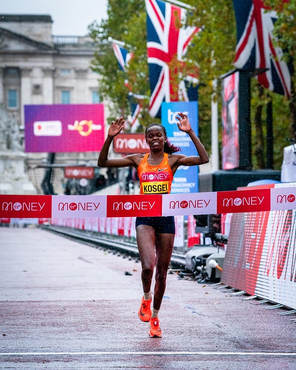 Tamirat Tola Leads Ethiopian 1-2, as Cam Levins Smashes Canadian Record at World  Championships Marathon 