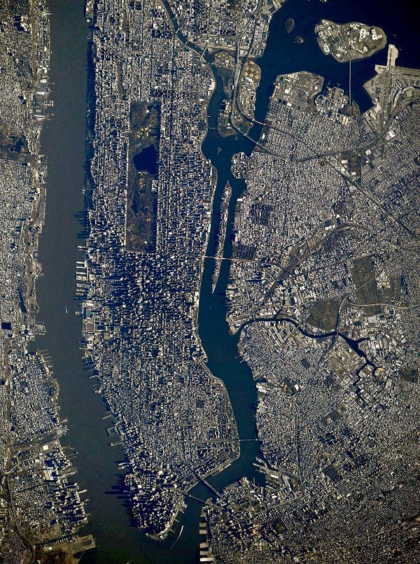 Photograph from space of New York area with Manhattan at center and Brooklyn at right