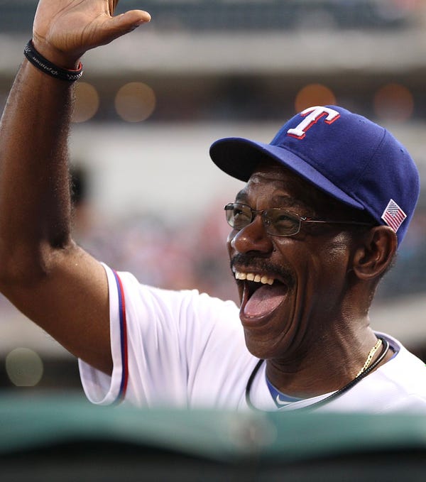 Ron Washington busy on 70th birthday, Braves beat Texas