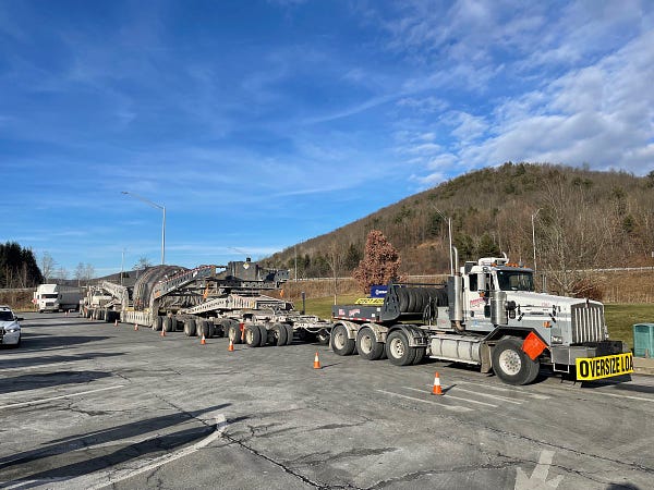 Large superload stops in northeastern Pennsylvania after completing the first leg of the trip into PA.