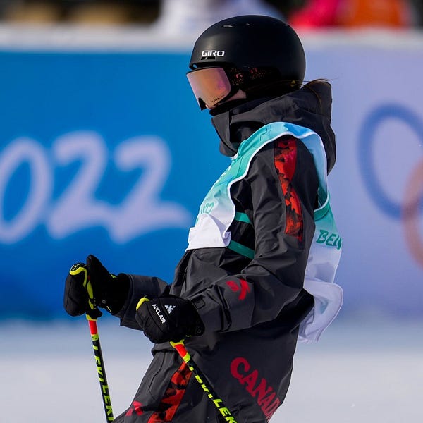 Two Canadian 🇨🇦 women are through to the freeski big air final at #Beijing2020! 🙌
👉 Megan Oldham qualified first with 171.25 points 🔥
👉 Olivia Asselin finished 11th of the 12 athletes that will move onto the final 👏