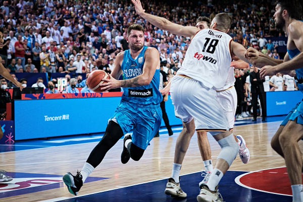Luka Doncic fights a trademark control battle with his mother / News 