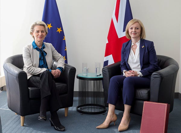 Prime Minister Liz Truss and EU Commission President Ursula von der Leyen. 