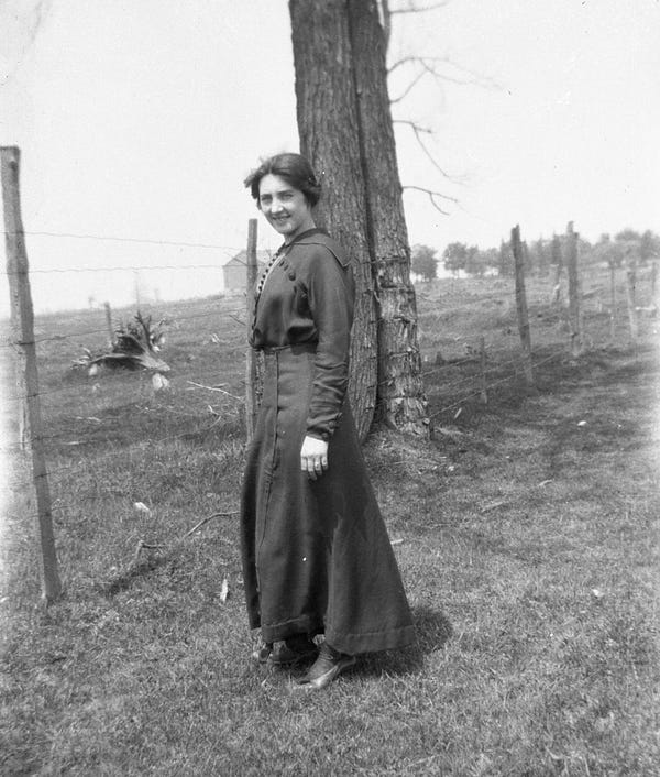 Portrait of Rae Luckock, circa 1910-1920 (F 4725)