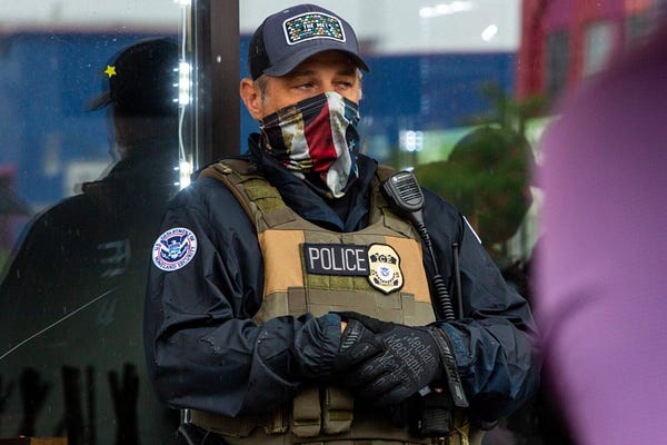 It's 100% Legal to Arrest ICE Agents. Democratic Governors Need to Step Up.