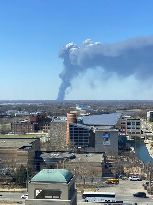 Walmart Distribution Center Fire/Explosion INDIANAPOLIS (Fire 3/16