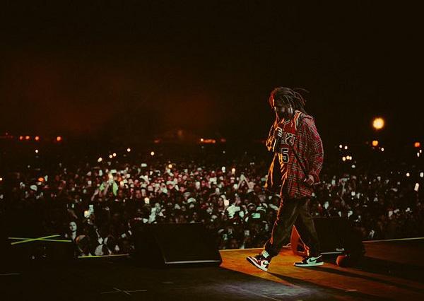 J cole sales jordan 1s