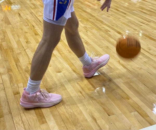 Analysis Gradey Dick s Shoe Color by Mike Vernon