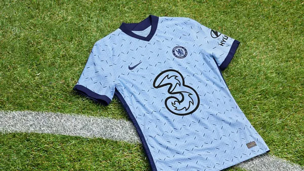 A potted history of beautifully pure sponsorless kits: Chelsea