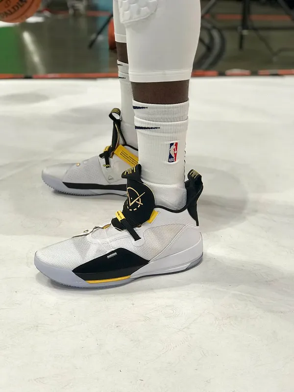 Victor oladipo sales signature shoe