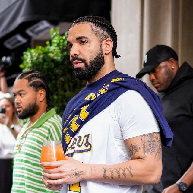 Drake wears Reggie Miller jersey to Sunday show at Madison Square Garden