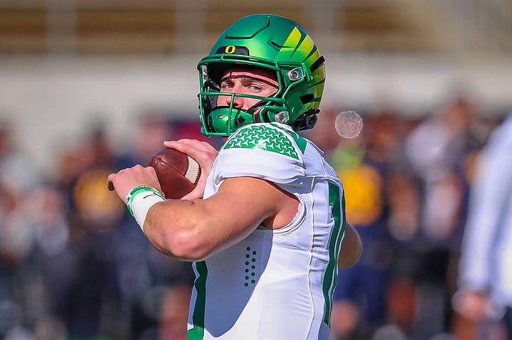 Oregon quarterback Bo Nix announces decision to return to Oregon