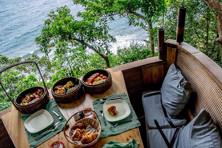 soneva-treetop-dining