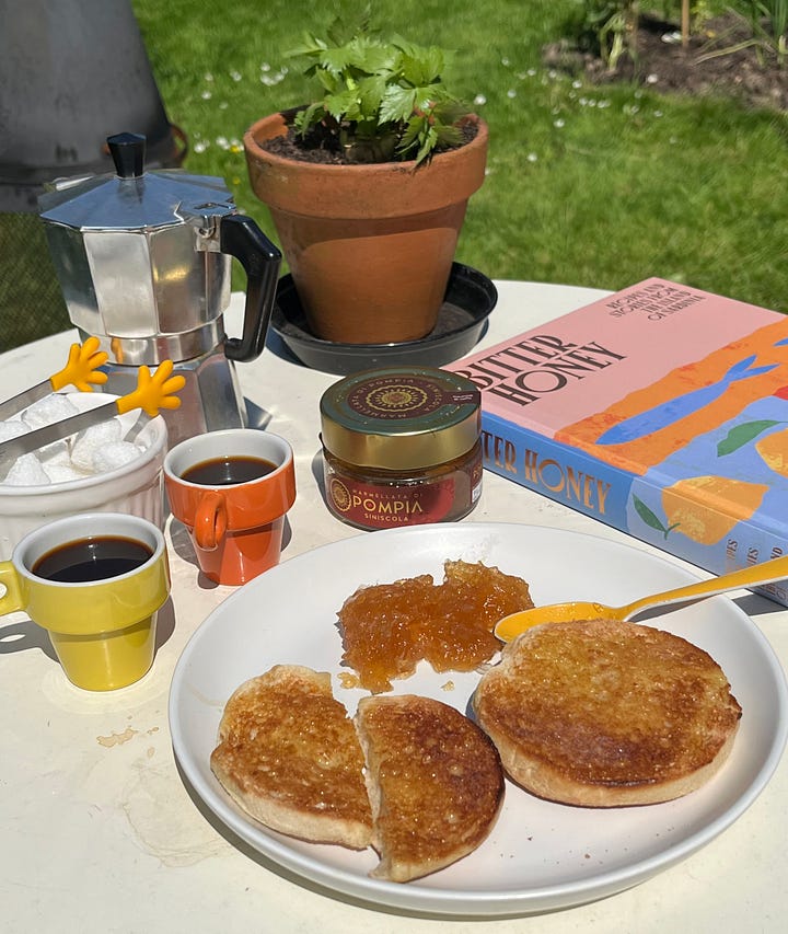 Pictures of Sardinian farmers holding a pompìa fruit, jars of the fruits marmalade, and a breakfast table with toast and a jar of pompìa