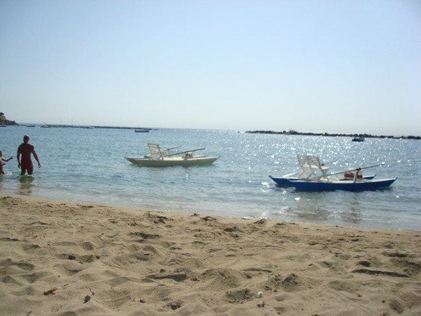 picture of an Italian beach