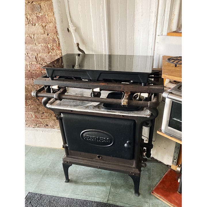 Peerless stove in tenement appartment. Lower East Side. NYC