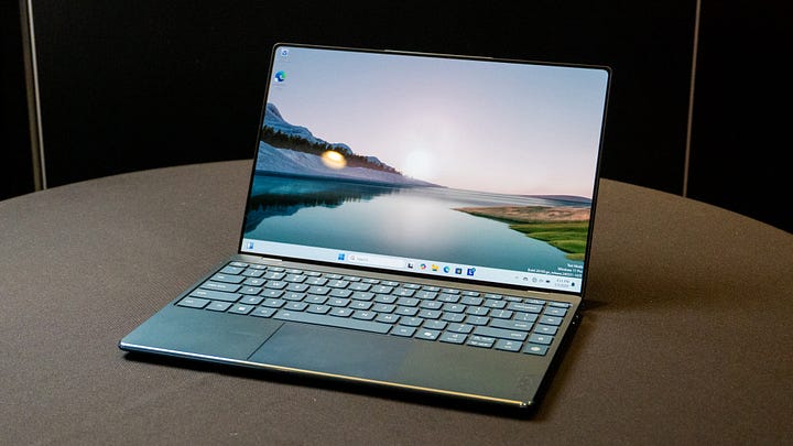 Lenovo Yoga Slim 9i hands-on CES 2025