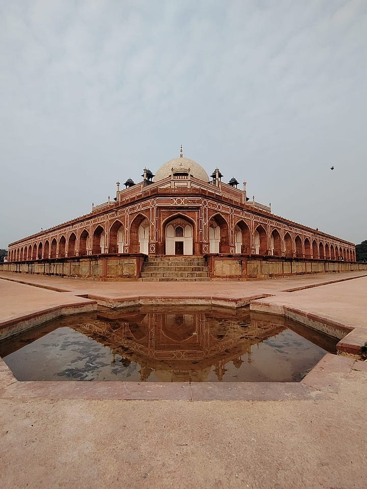 A picture of Humayun's Tomb and Sunder Nursery