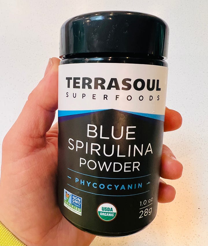 blue spirulina, milk, kids' meals, health and wellness