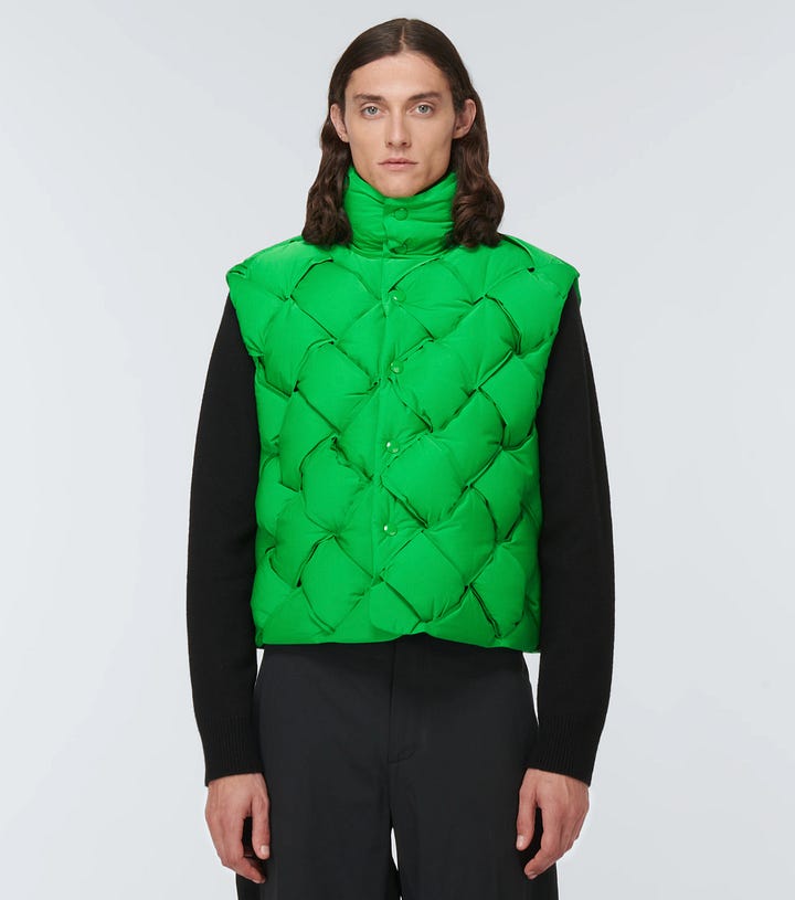 I was digging a woman's vest I spotted and it was a Bottega Veneta's Fresh vest in the color parakeet. 