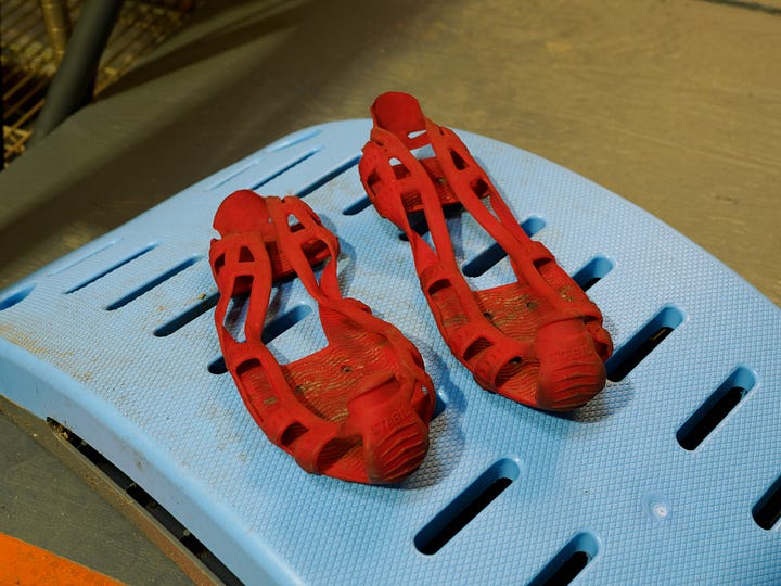 Ice grippers for shoes