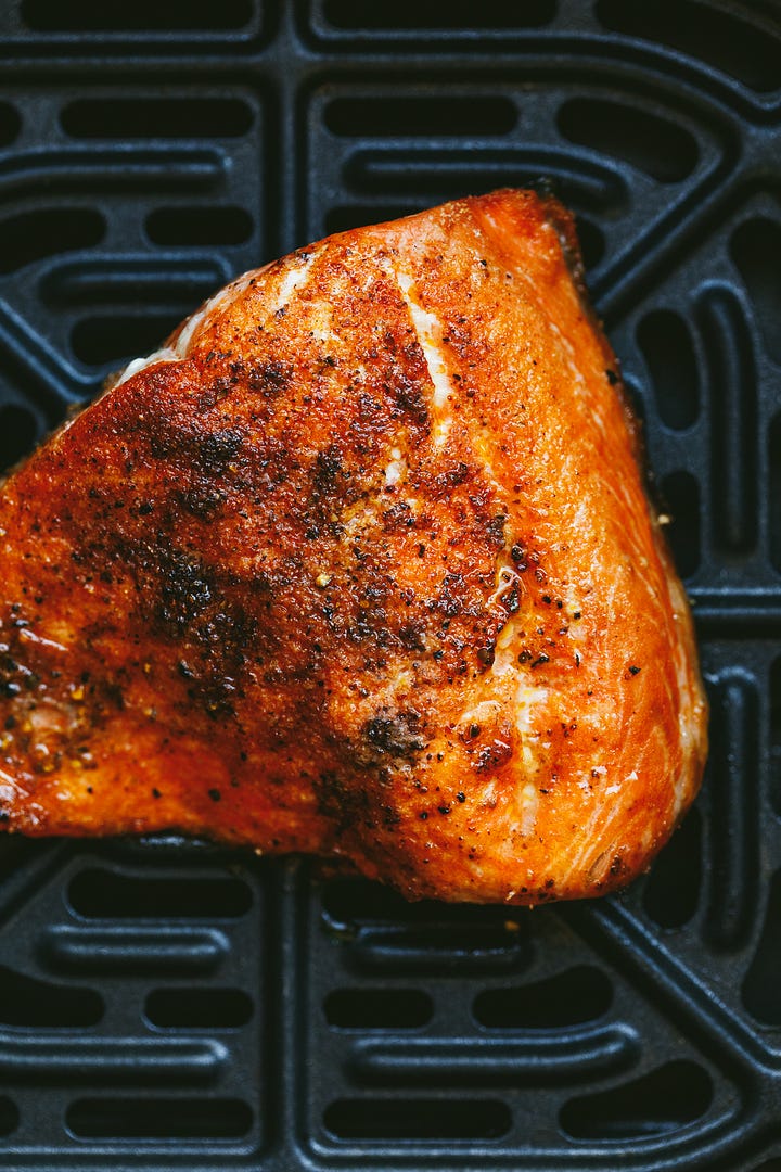 Fennel and citrus and salmon salad; salmon in the air fryer.