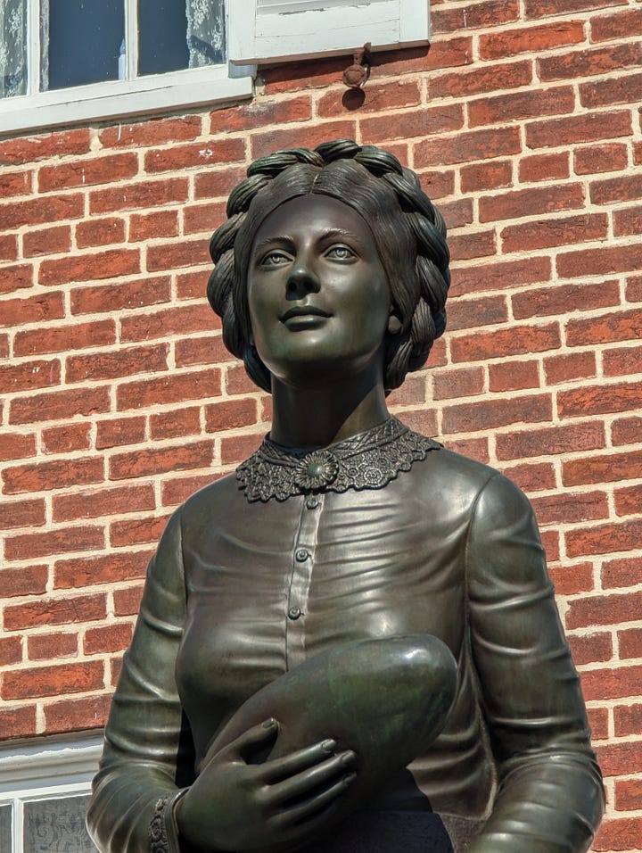 Statue of Jennie Wade.